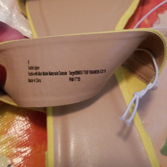 YELLOW SUEDE SLIP ONS - CLEARANCE - Picture 5 of 6